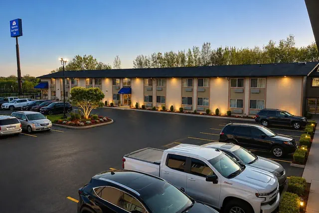 Photo 1 - Valued Stay Madison