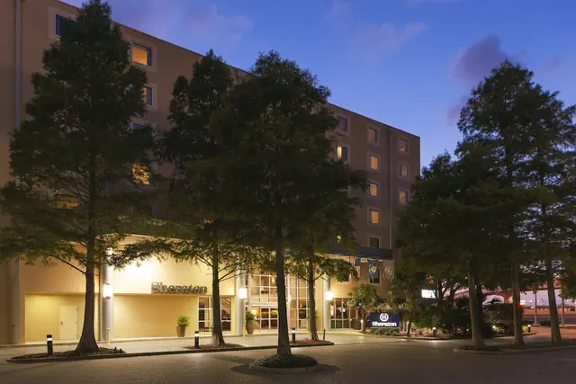 Photo 1 - Sheraton Metairie - New Orleans Hotel
