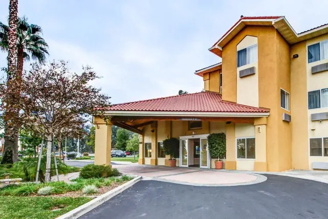 Photo 1 - Comfort Inn Fontana