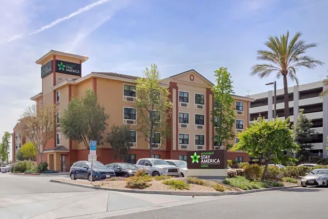 Photo 1 - Extended Stay America Suites Los Angeles Burbank Airport
