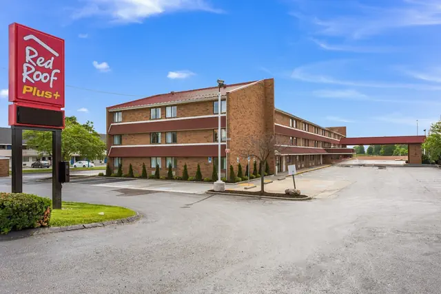 Photo 1 - Red Roof Inn PLUS+ Columbus - Worthington
