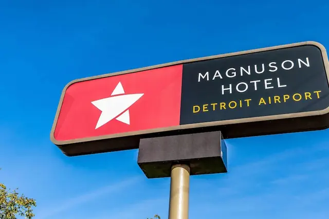 Photo 1 - Magnuson Hotel Detroit Airport