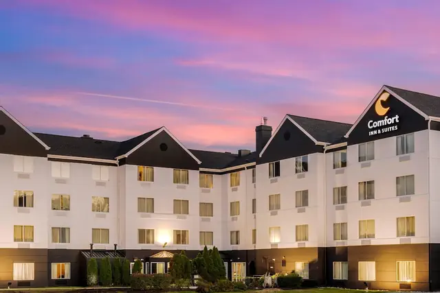 Photo 1 - Comfort Inn & Suites Mt. Laurel-Philadelphia