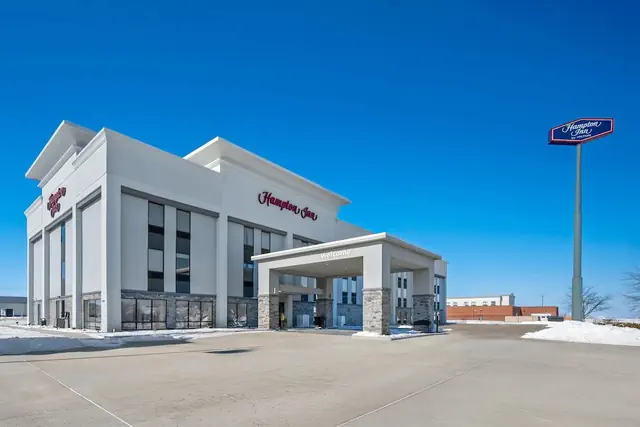 Photo 1 - Hampton Inn Bloomington West