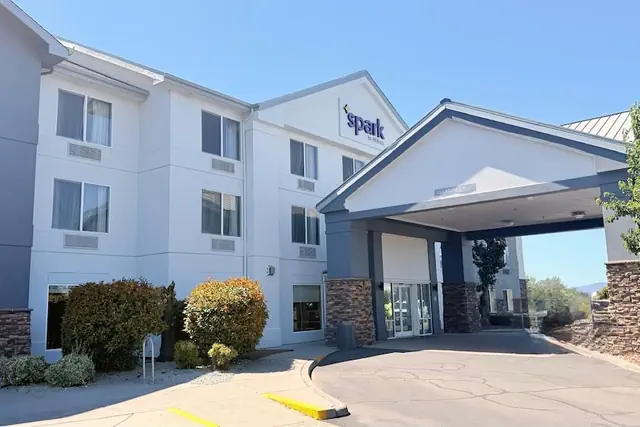 Photo 1 - Spark by Hilton Central Point Medford