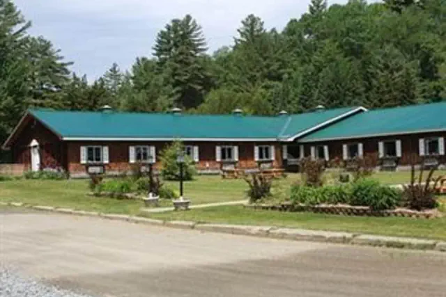 Photo 1 - Northern Lights Lodge