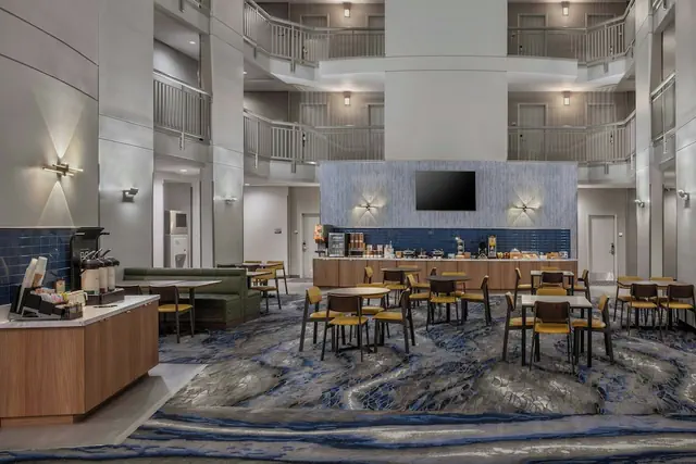 Photo 1 - Fairfield Inn & Suites by Marriott Oakland Hayward