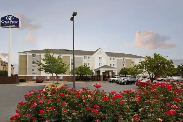 Photo 1 - Candlewood Suites Rogers / Bentonville by IHG