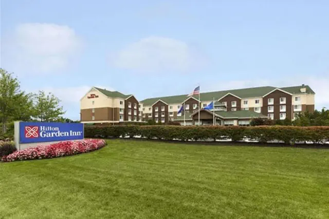 Photo 1 - Hilton Garden Inn Islip/MacArthur Airport