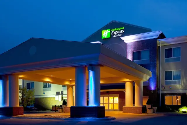 Photo 1 - Holiday Inn Express & Suites Yankton by IHG