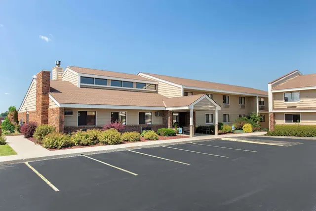 Photo 1 - AmericInn by Wyndham West Bend