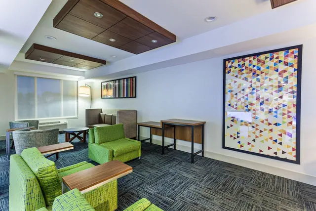 Photo 1 - Holiday Inn Express & Suites Elk Grove West I-5 by IHG