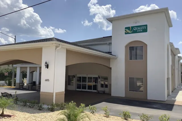 Photo 1 - Quality Inn Zephyrhills - Dade City