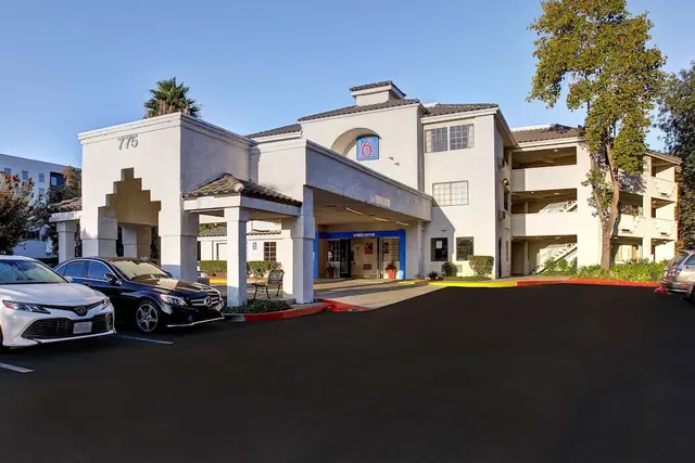 Photo 1 - Motel 6 Sunnyvale, CA - North