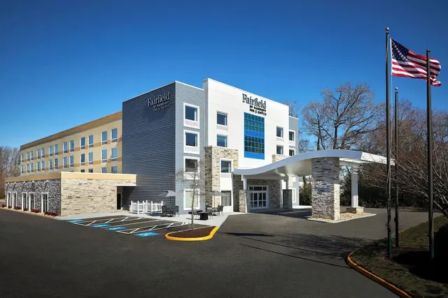 Photo 1 - Fairfield Inn & Suites by Marriott Virginia Beach/Norfolk Airport