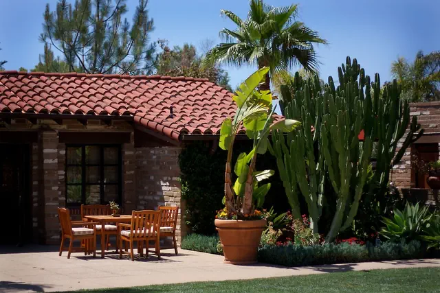 Photo 1 - Estancia La Jolla Hotel & Spa