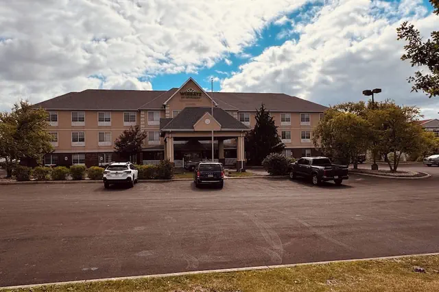 Photo 1 - Wingate Suites By Wyndham Mansfield
