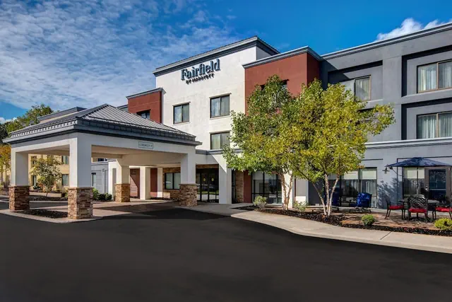 Photo 1 - Fairfield Inn & Suites by Marriott Rochester West/Greece