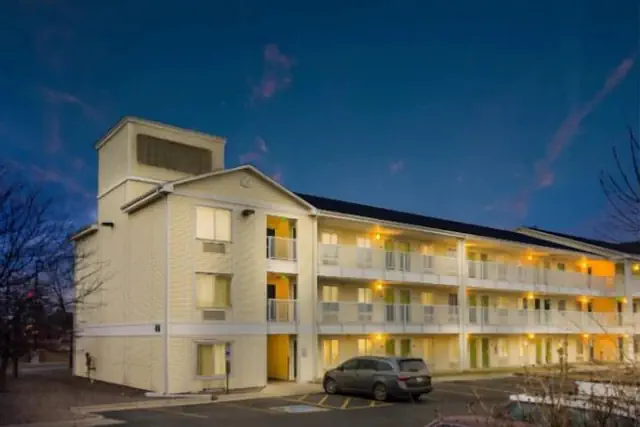 Photo 1 - Birch Hill Suites Sulphur