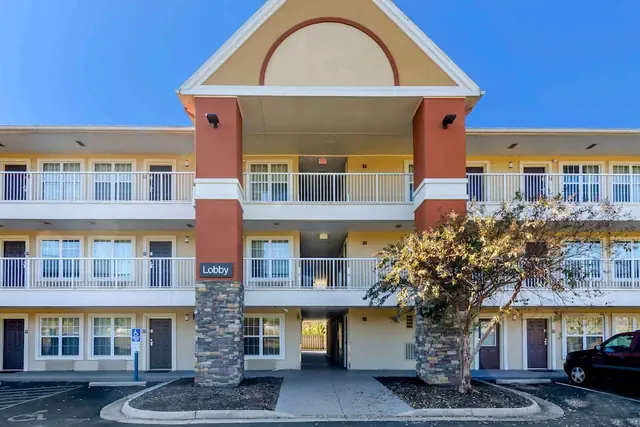 Photo 1 - Extended Stay America Select Suites Roanoke Airport