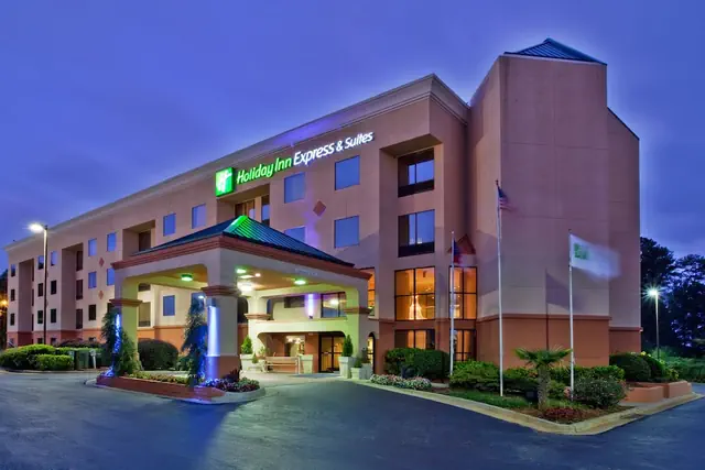 Photo 1 - Holiday Inn Express Hotel & Suites by IHG