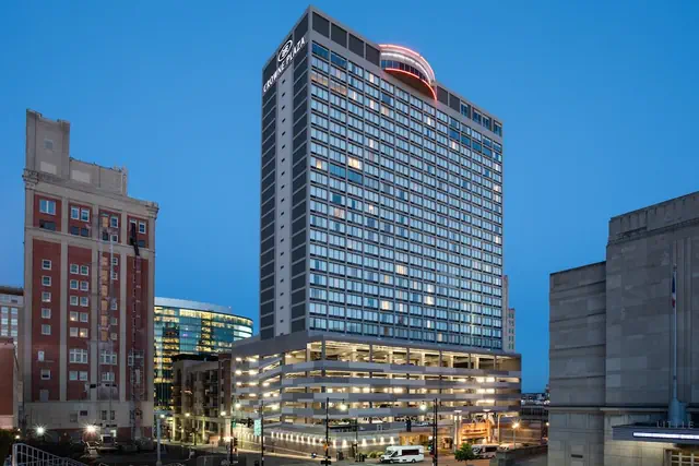 Photo 1 - Crowne Plaza Kansas City Downtown by IHG