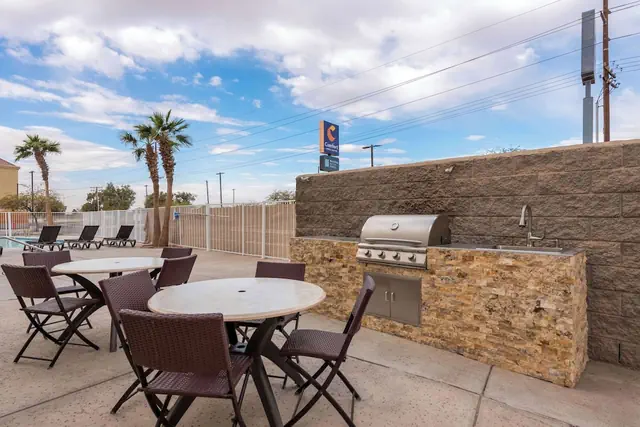 Photo 1 - Comfort Inn & Suites El Centro I - 8