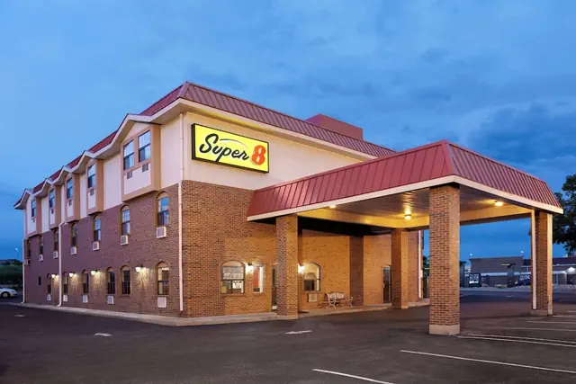 Photo 1 - Super 8 by Wyndham Colorado Springs/Afa Area