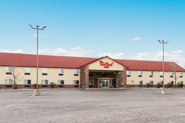 Photo 1 - Red Roof Inn Auburn