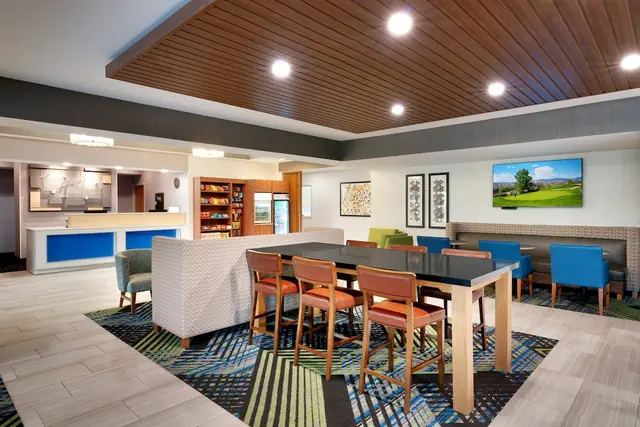Photo 1 - Holiday Inn Express Billings by IHG