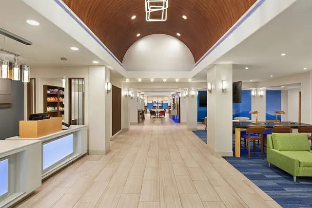 Photo 1 - Holiday Inn Express Hotel & Suites Mission-McAllen Area by IHG