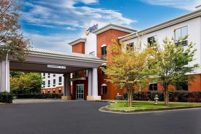 Photo 1 - Comfort Inn & Suites Buford near Mall of Georgia