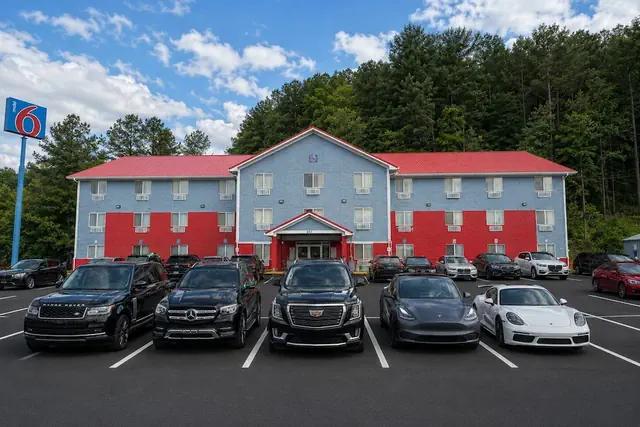 Photo 1 - Motel 6 Morehead, KY