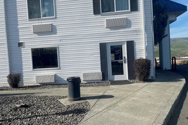 Photo 1 - Inn America - Lewiston
