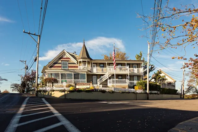 Photo 1 - Crowne Pointe Historic Inn & Spa - Adults Only