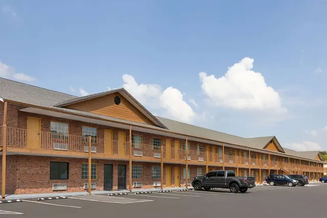 Photo 1 - Super 8 by Wyndham Whites Creek/ Nashville NW Area