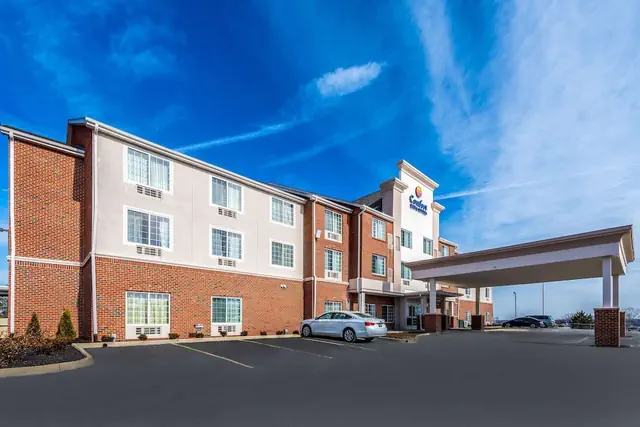 Photo 1 - Comfort Inn & Suites Dayton North