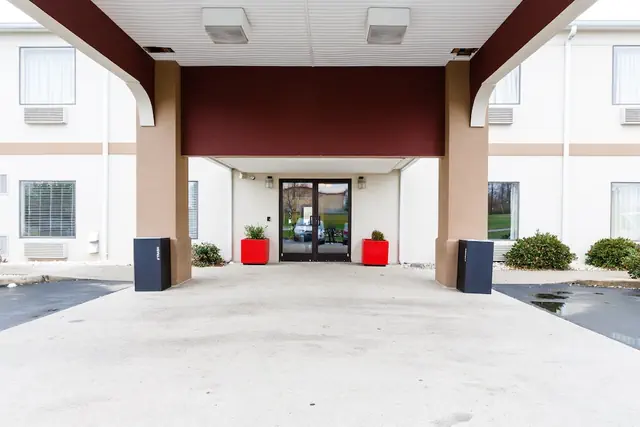Photo 1 - Red Roof Inn PLUS+ Danville, KY