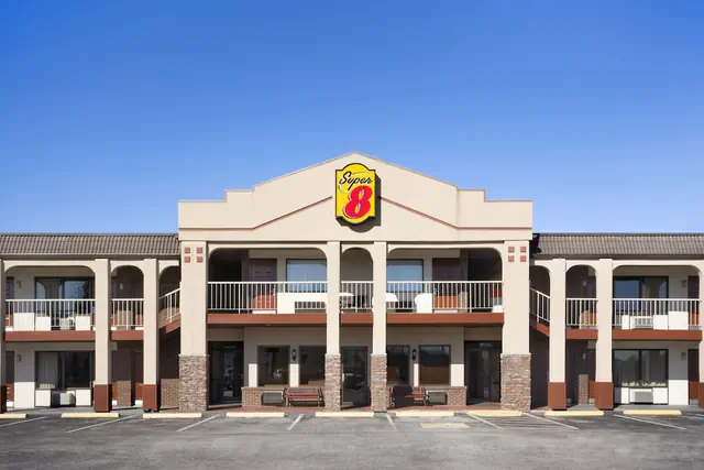 Photo 1 - Super 8 by Wyndham Wytheville