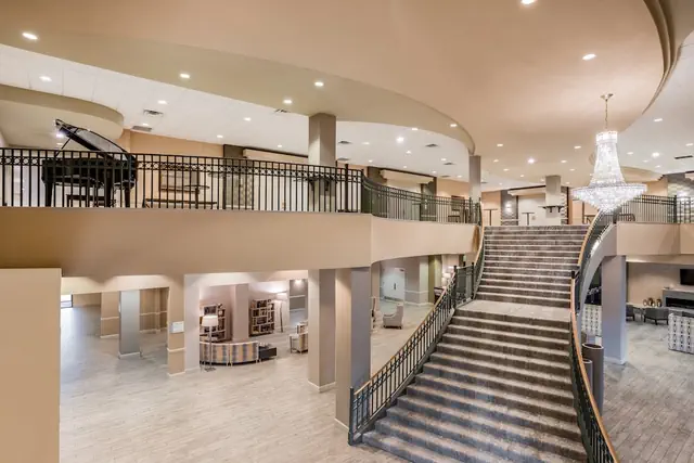 Photo 1 - Holiday Inn Lafayette-City Centre by IHG