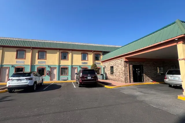 Photo 1 - Quality Quarters Inn