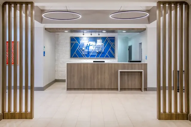 Photo 1 - Holiday Inn Express Hotel & Suites New Tampa I-75 by IHG