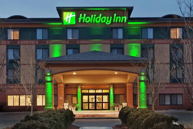 Photo 1 - Holiday Inn Manchester Airport by IHG