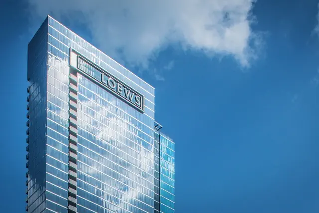 Photo 1 - Loews Chicago Hotel