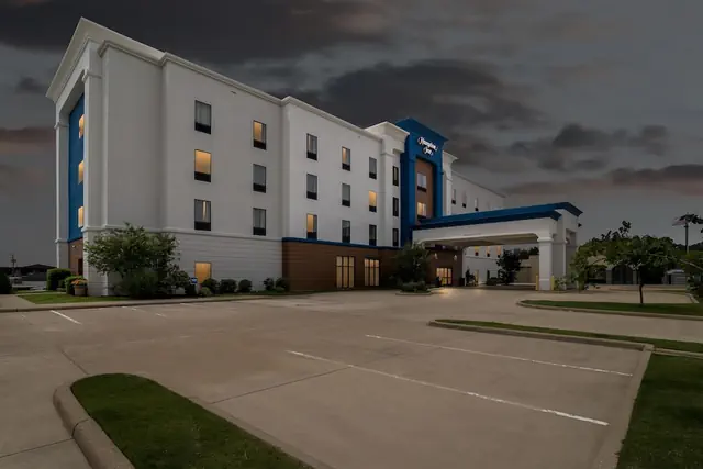 Photo 1 - Hampton Inn Marion