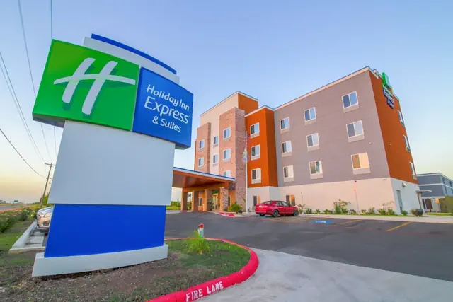 Photo 1 - Holiday Inn Express & Suites Raymondville by IHG