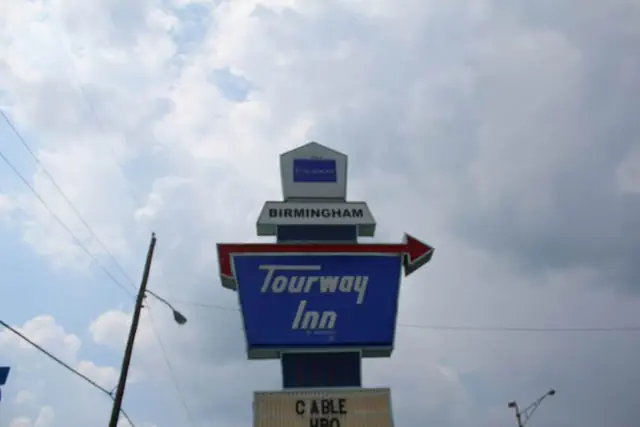 Photo 1 - Tourway Inn
