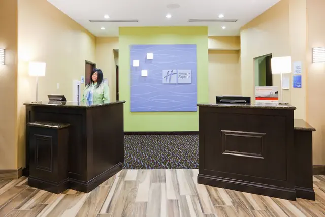 Photo 1 - Holiday Inn Express & Suites Davenport by IHG
