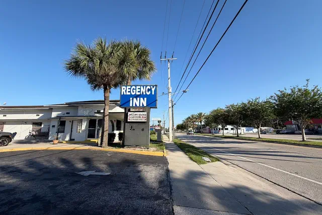 Photo 1 - Regency Inn Daytona Beach Near Airport