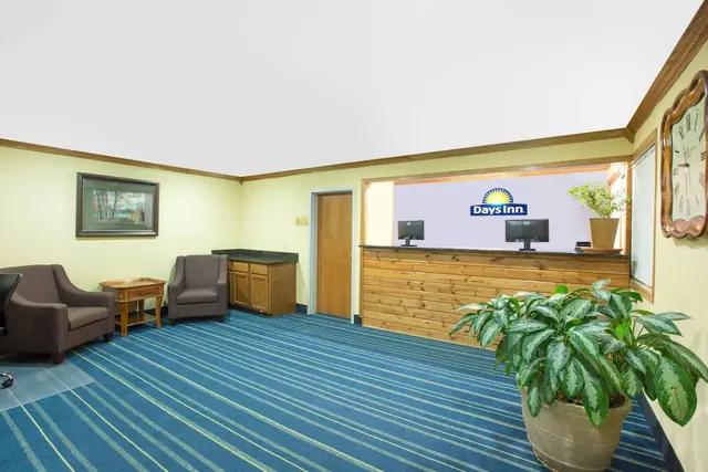 Photo 1 - Meridian Inn